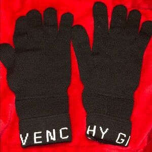 Givenchy Black Knit Gloves